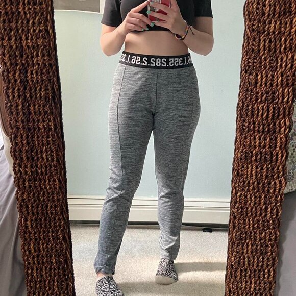 H&M Pants - H&M Light Grey Leggings with Number Print Waistband sz L